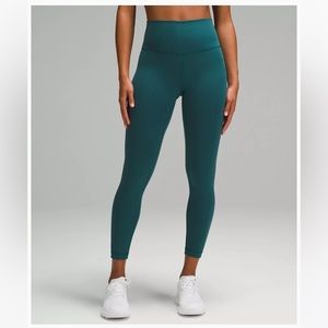 Lululemon Wunder Train High-Rise Tight 25" Size 4